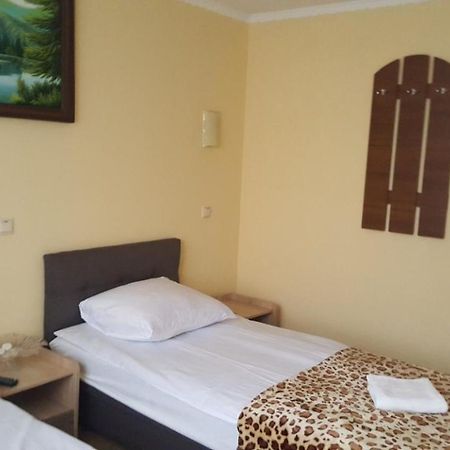 Zatishok Guest House Rachiv Buitenkant foto